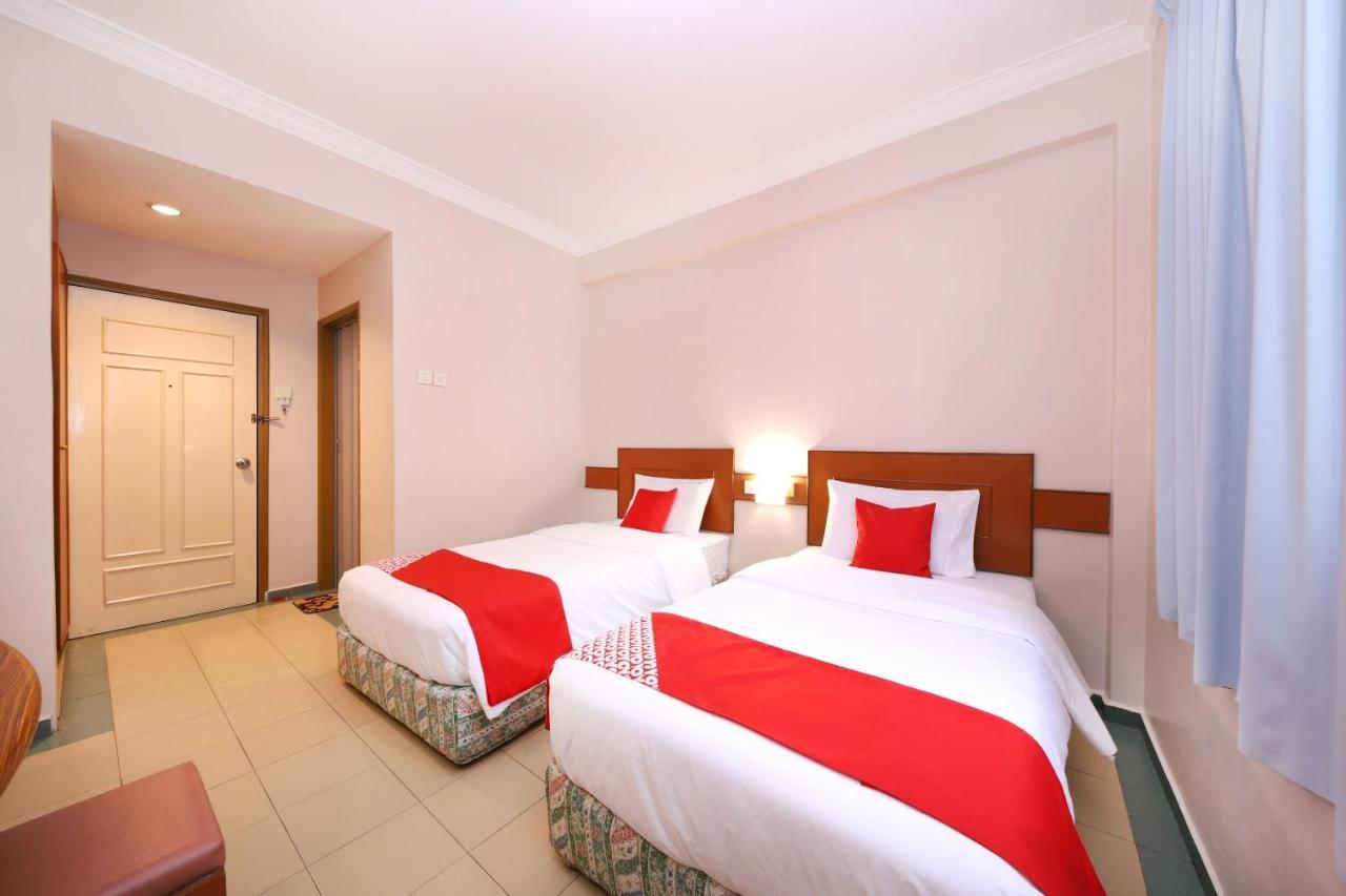 Oyo 764 Hotel Famous Inn Malacca Eksteriør bilde