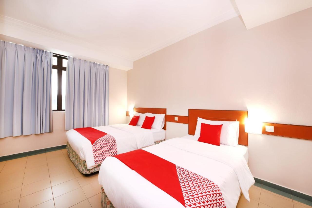 Oyo 764 Hotel Famous Inn Malacca Eksteriør bilde
