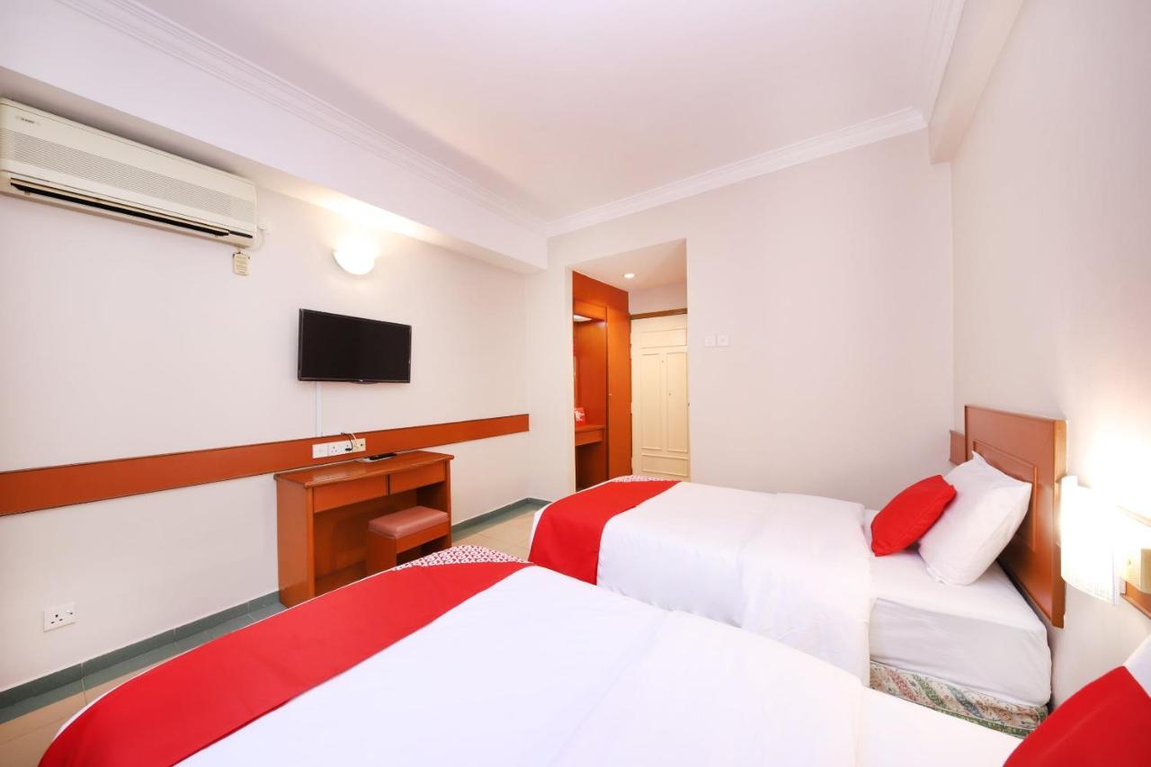 Oyo 764 Hotel Famous Inn Malacca Eksteriør bilde