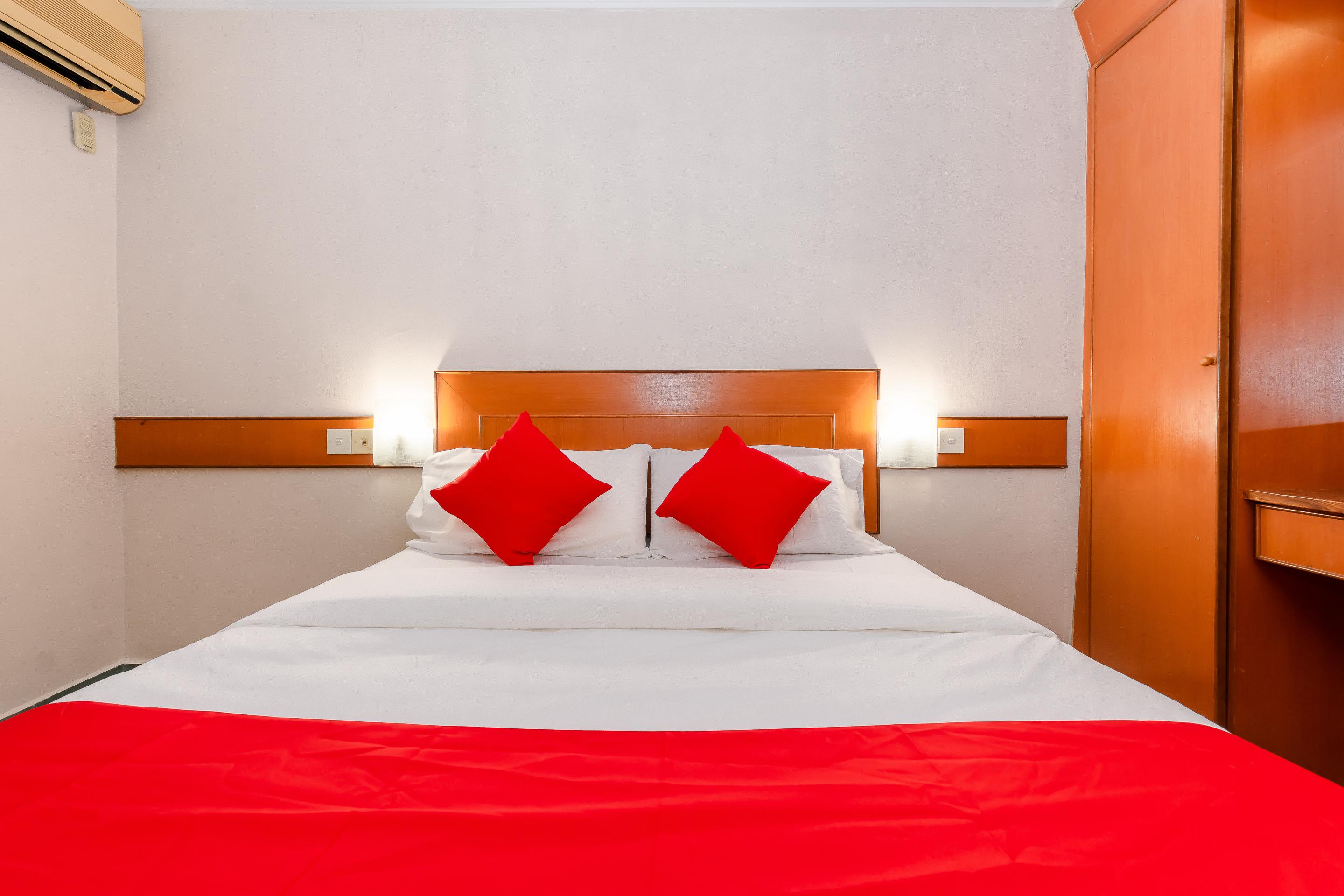 Oyo 764 Hotel Famous Inn Malacca Eksteriør bilde