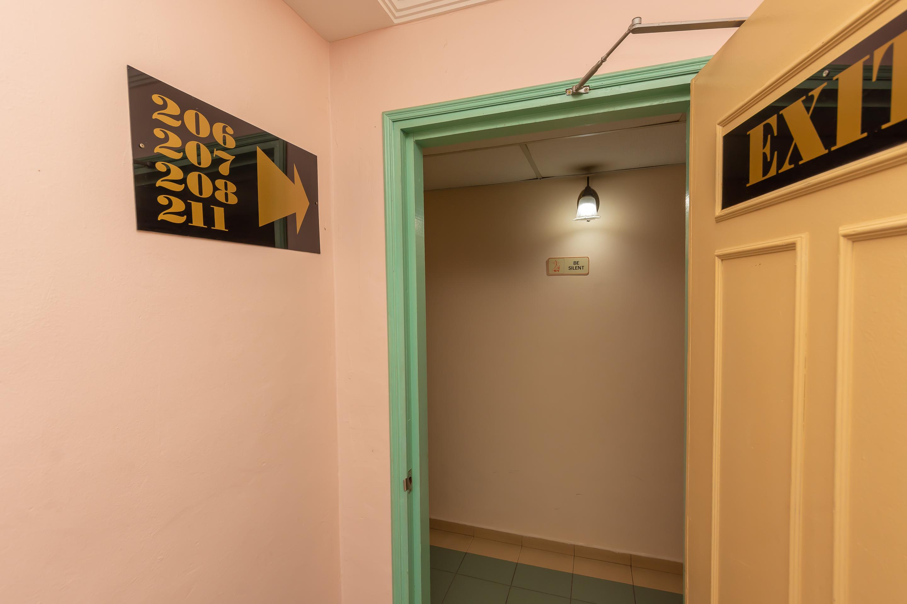 Oyo 764 Hotel Famous Inn Malacca Eksteriør bilde