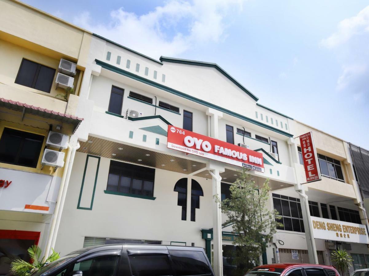 Oyo 764 Hotel Famous Inn Malacca Eksteriør bilde