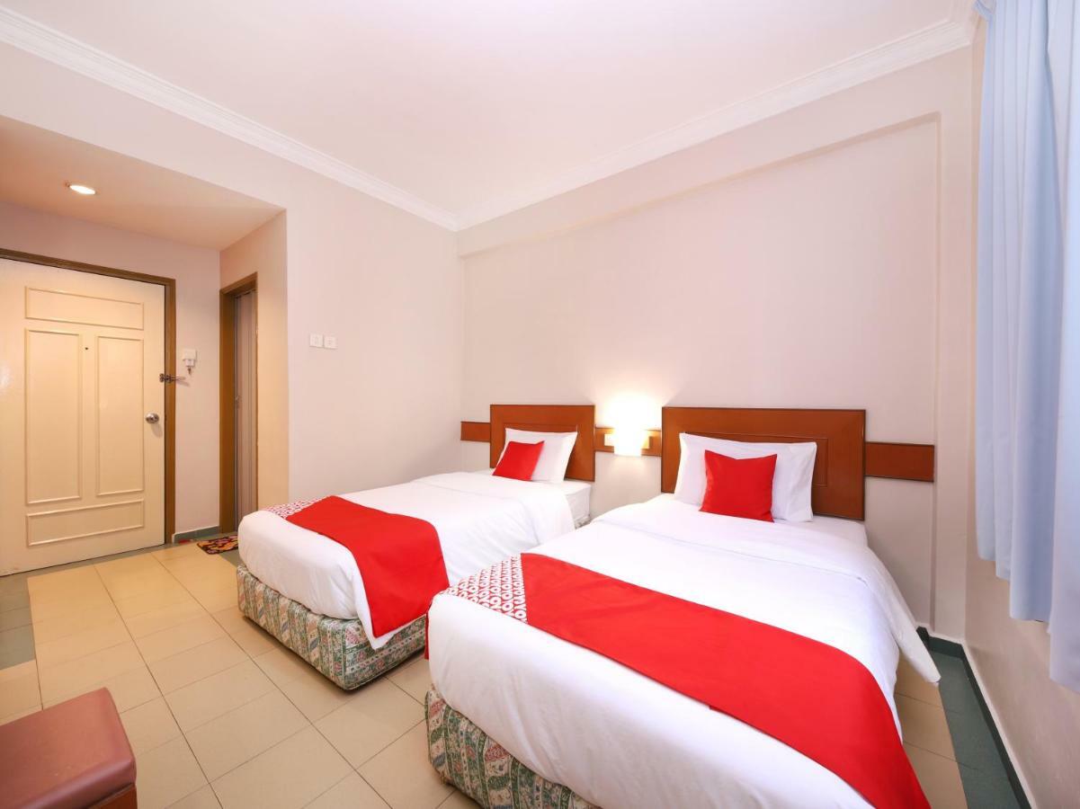 Oyo 764 Hotel Famous Inn Malacca Eksteriør bilde