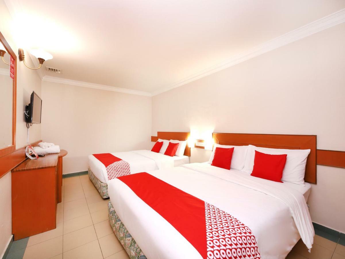 Oyo 764 Hotel Famous Inn Malacca Eksteriør bilde